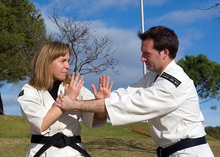 Survival Tactics: Mastering the Art of Improvised Weapons