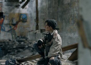 survival shelter building